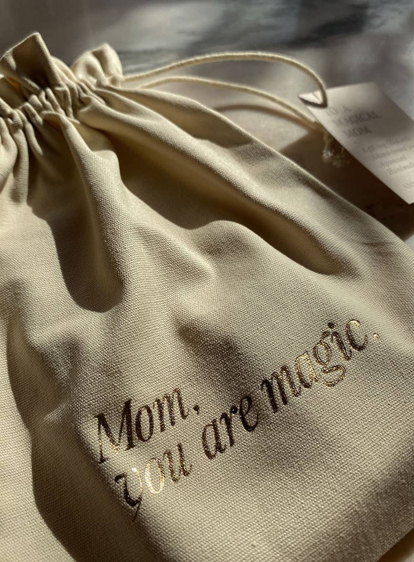 GIFT SET - MOM, YOU ARE MAGIC - SELF-CARE GIFT BAG & JOURNAL