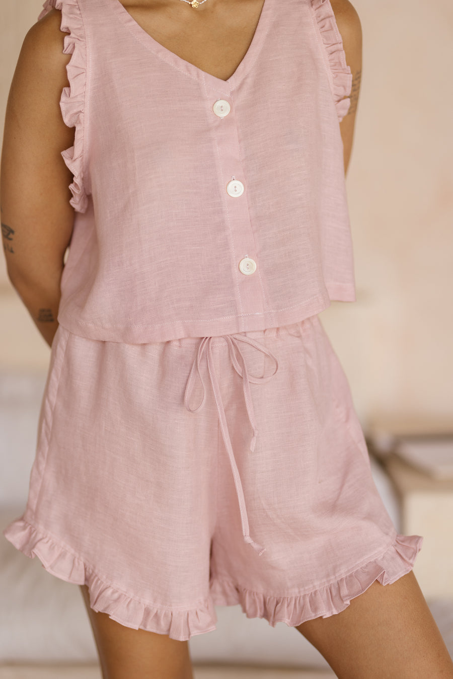 Ruffle Top in Linen