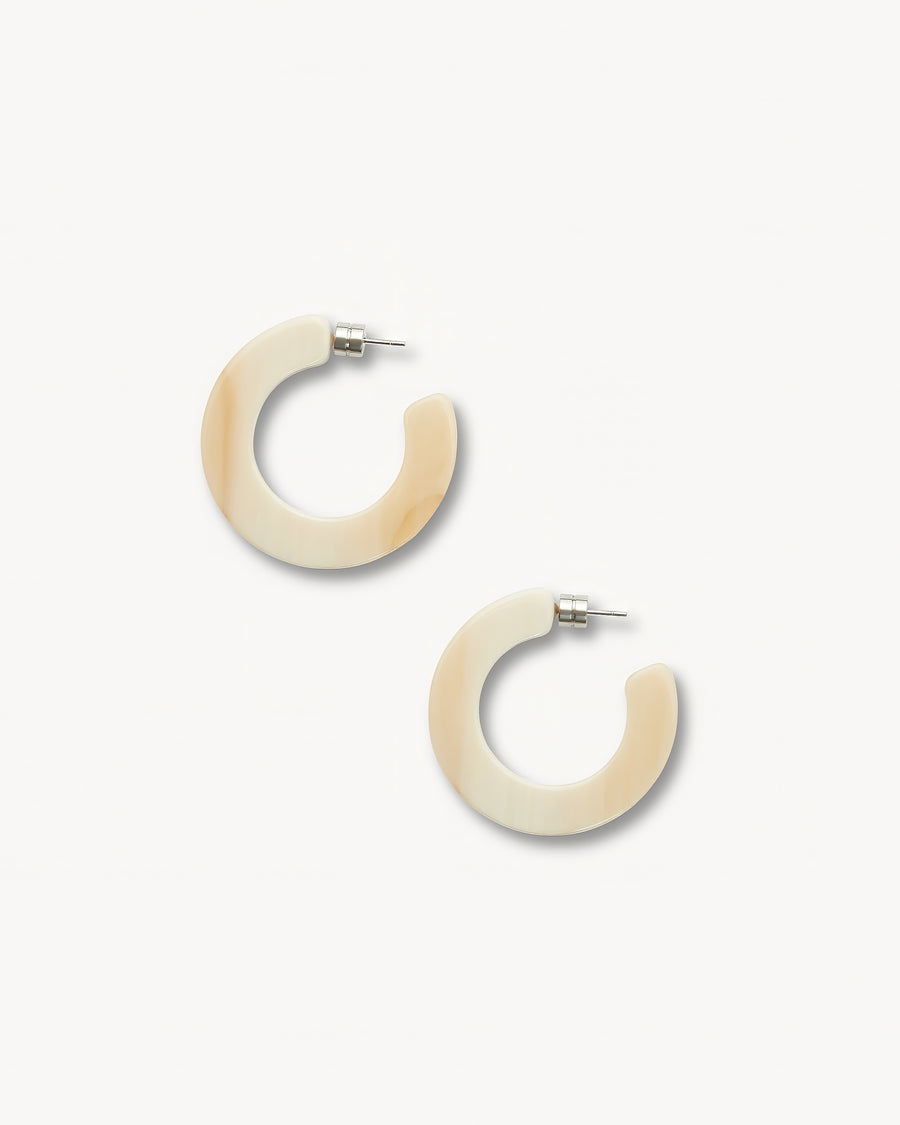 Kate Hoops in Alabaster