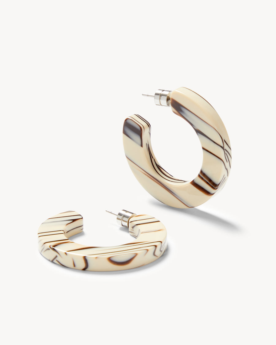 Kate Hoops in Ganache