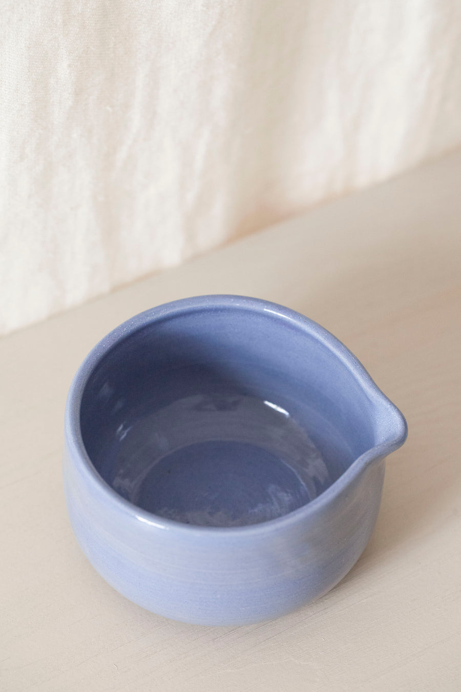 Matcha Bowl Wavy with Spout