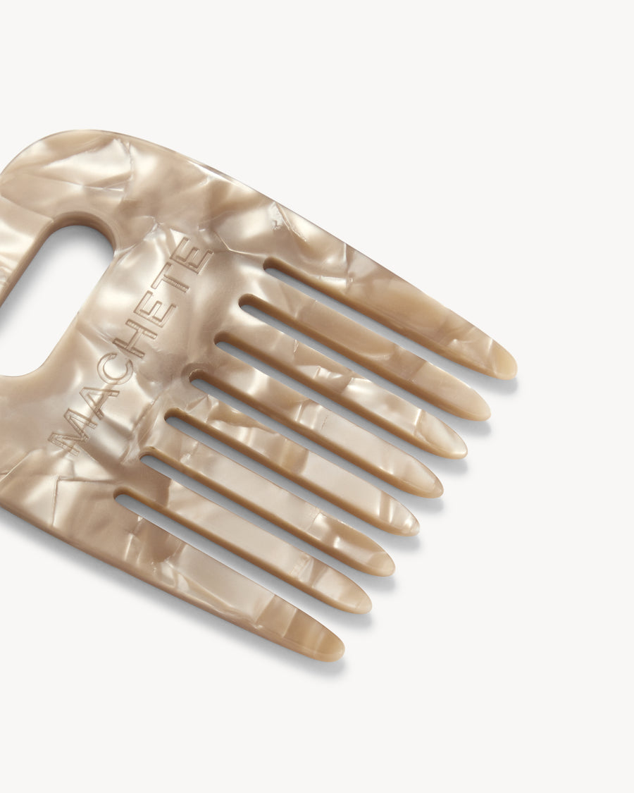 No. 4 Comb in Sand Shell