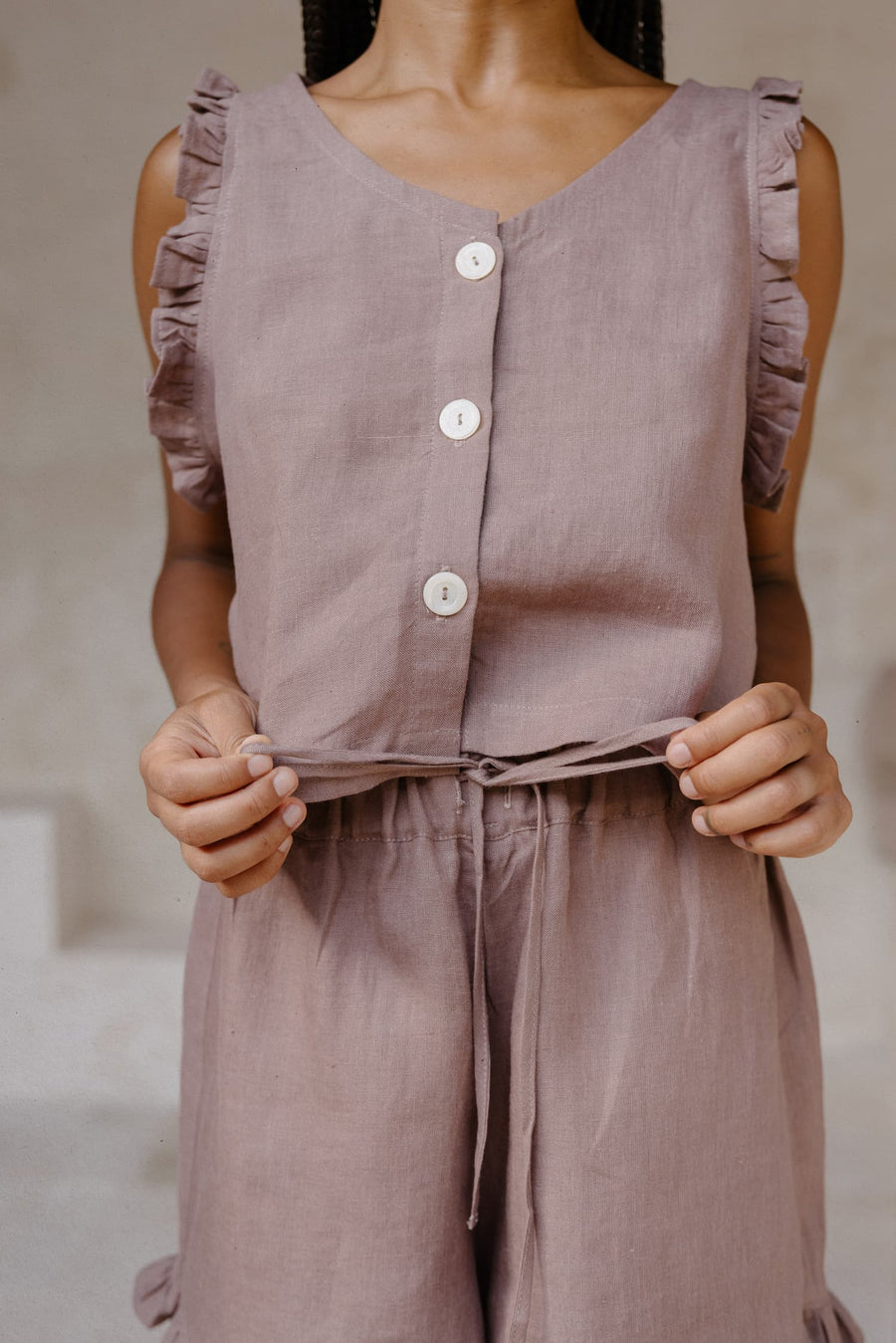 Ruffle Shorts in Linen