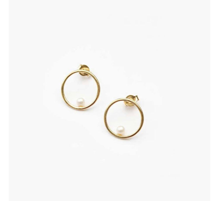 Billabong Small Circle Earrings Pearl in Gold
