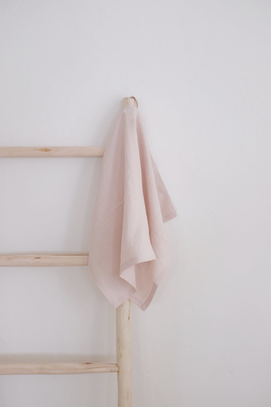 Kitchen Linen Towel in Blush
