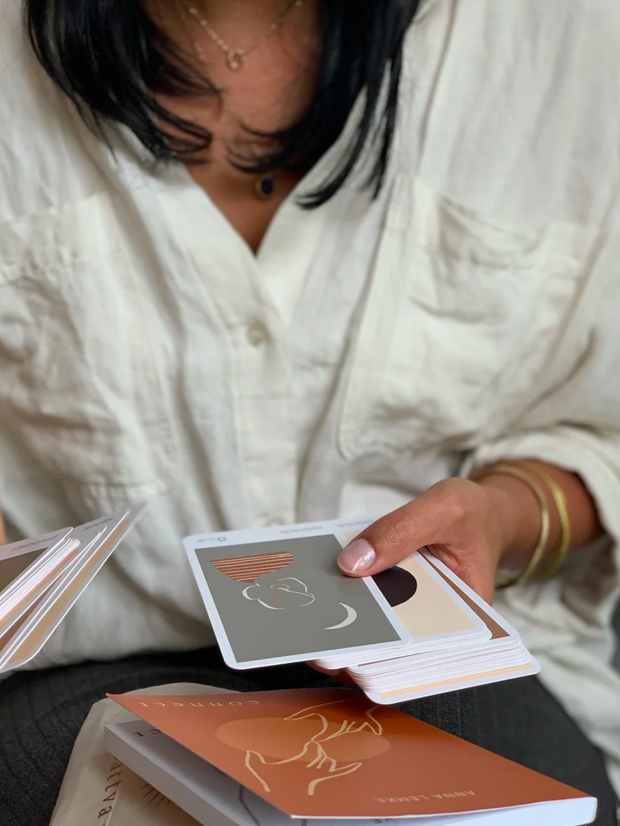 Oracle Card Deck Connection
