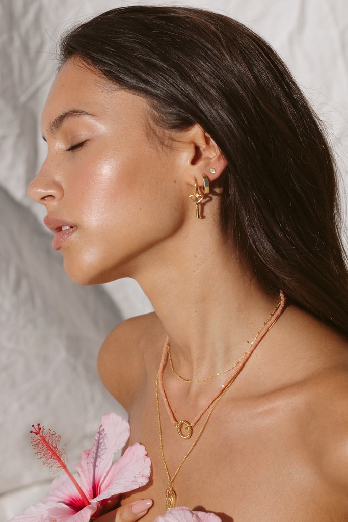 Hammered Key Earring in Gold