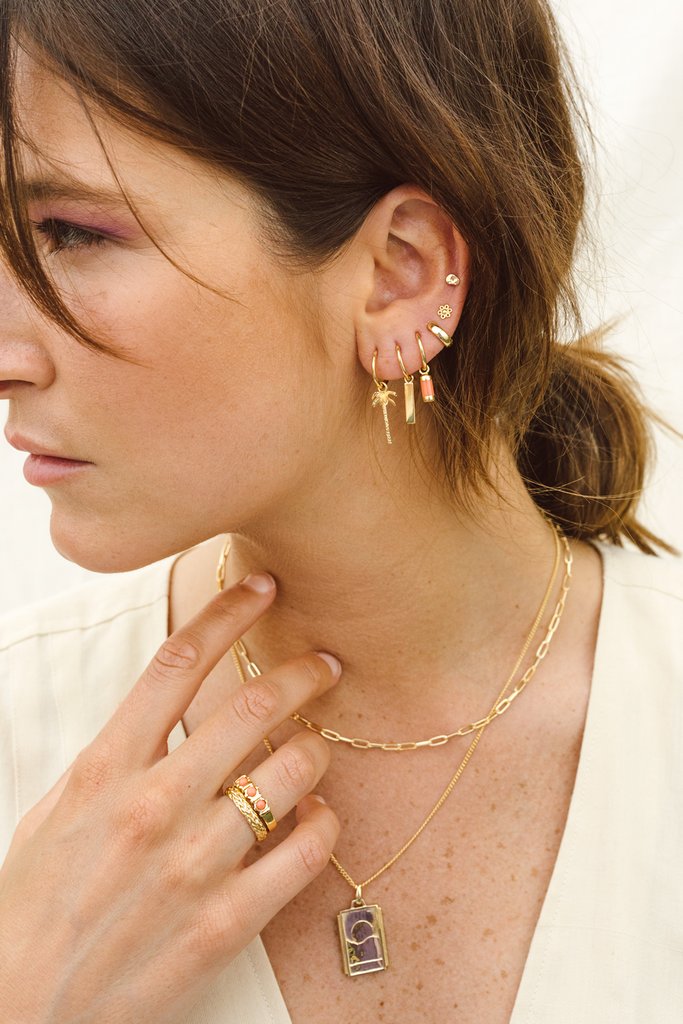 Classic Bar Earring in Gold
