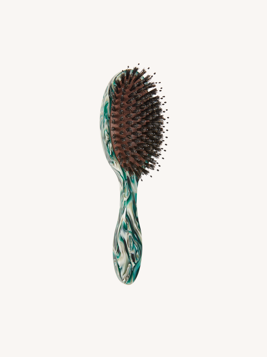 Everyday Hairbrush in Stromanthe