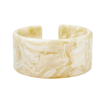 Jumbo Cuff in Ivory
