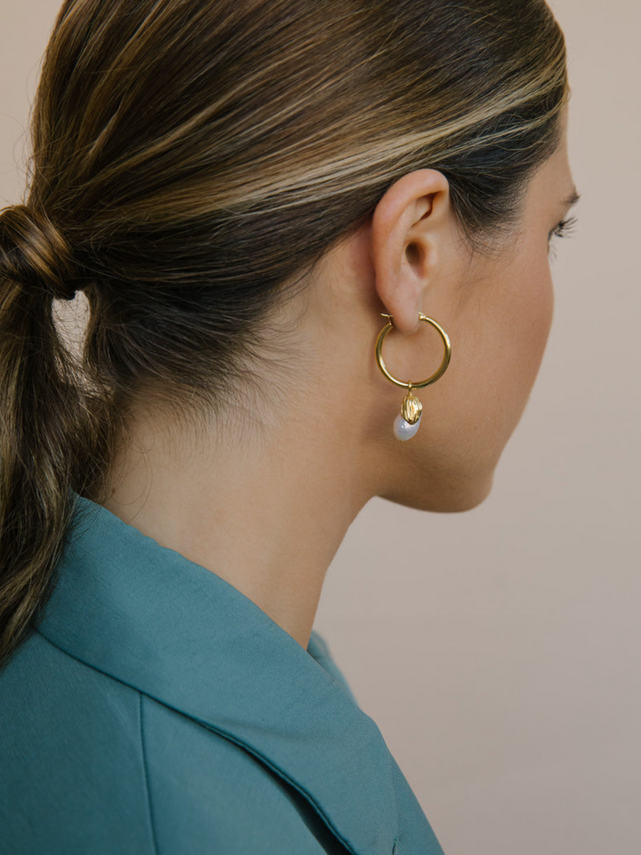 Pearl Leaf Earring in Gold