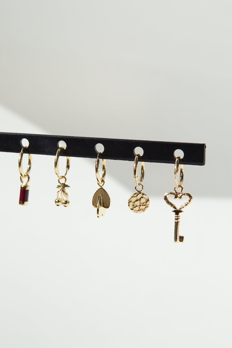 Hammered Key Earring in Gold