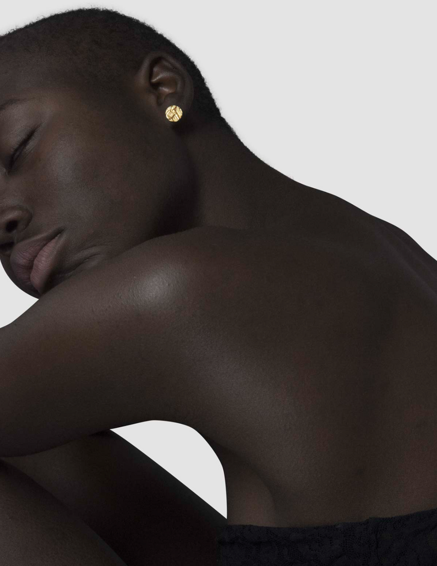 Coin Ear in Gold