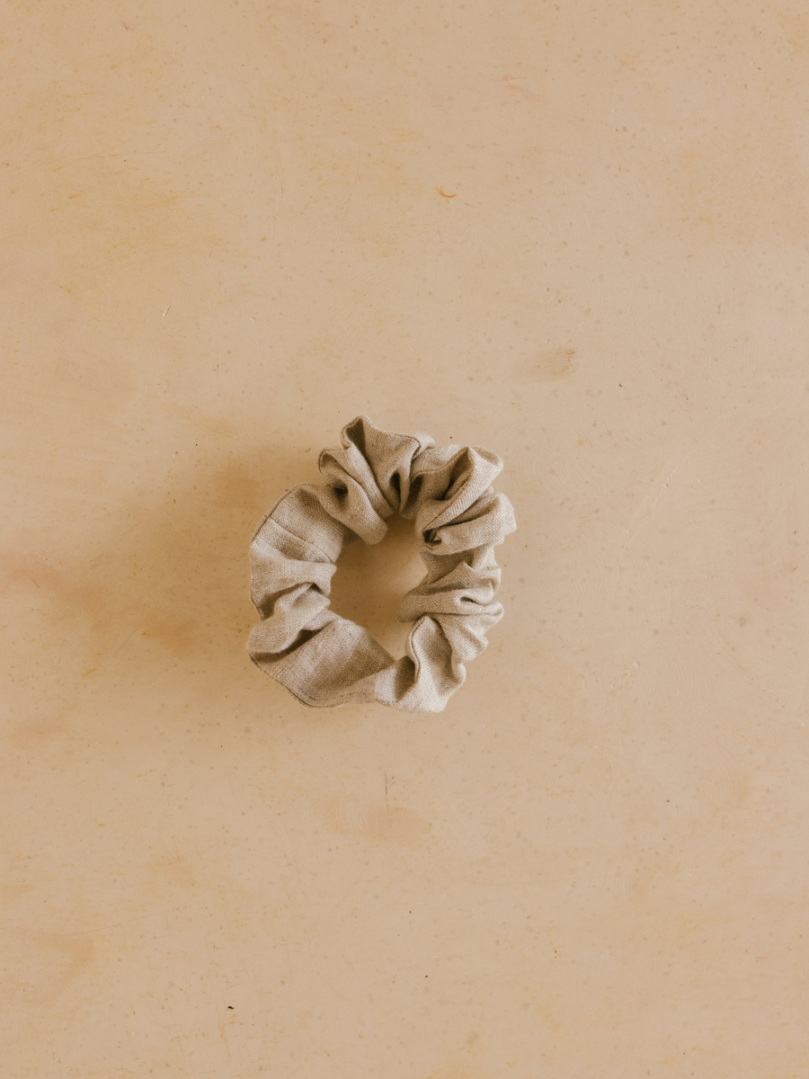 Large Scrunchie in Linen