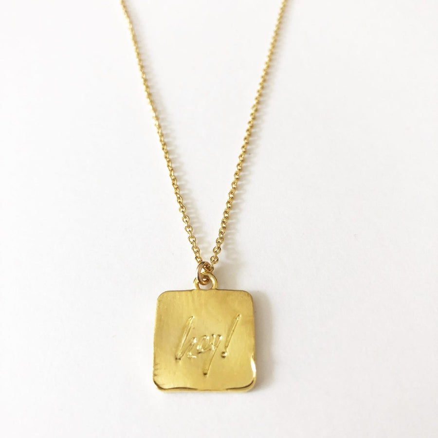 Hey! Necklace in Gold