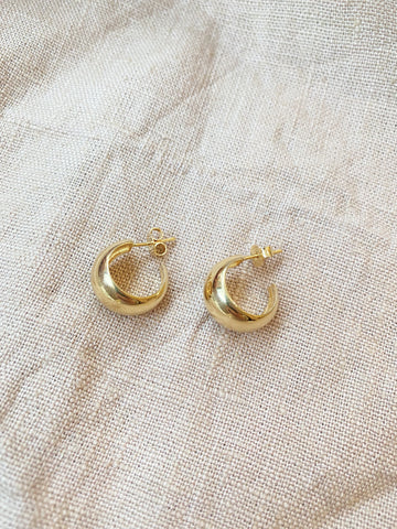 Savoy Smooth Small Hoops in Gold