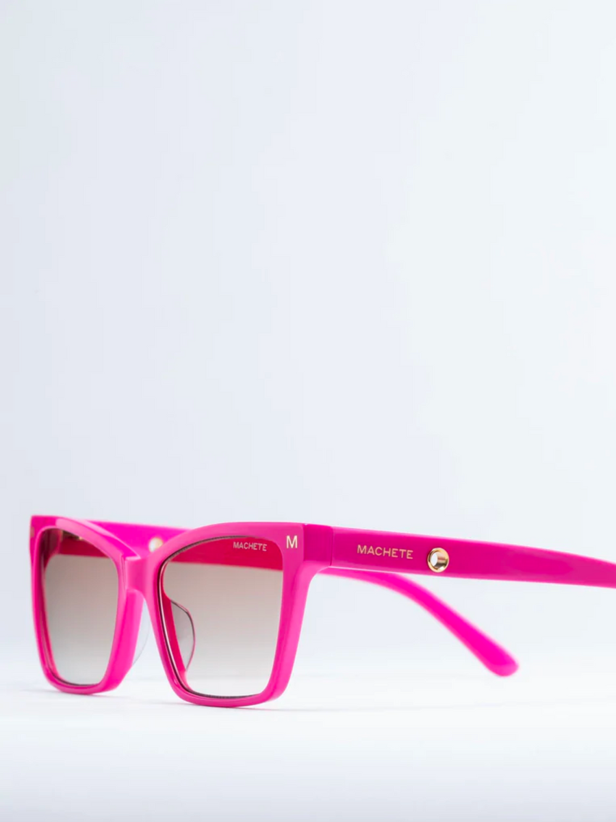Sally - Sunglasses in Neon Pink